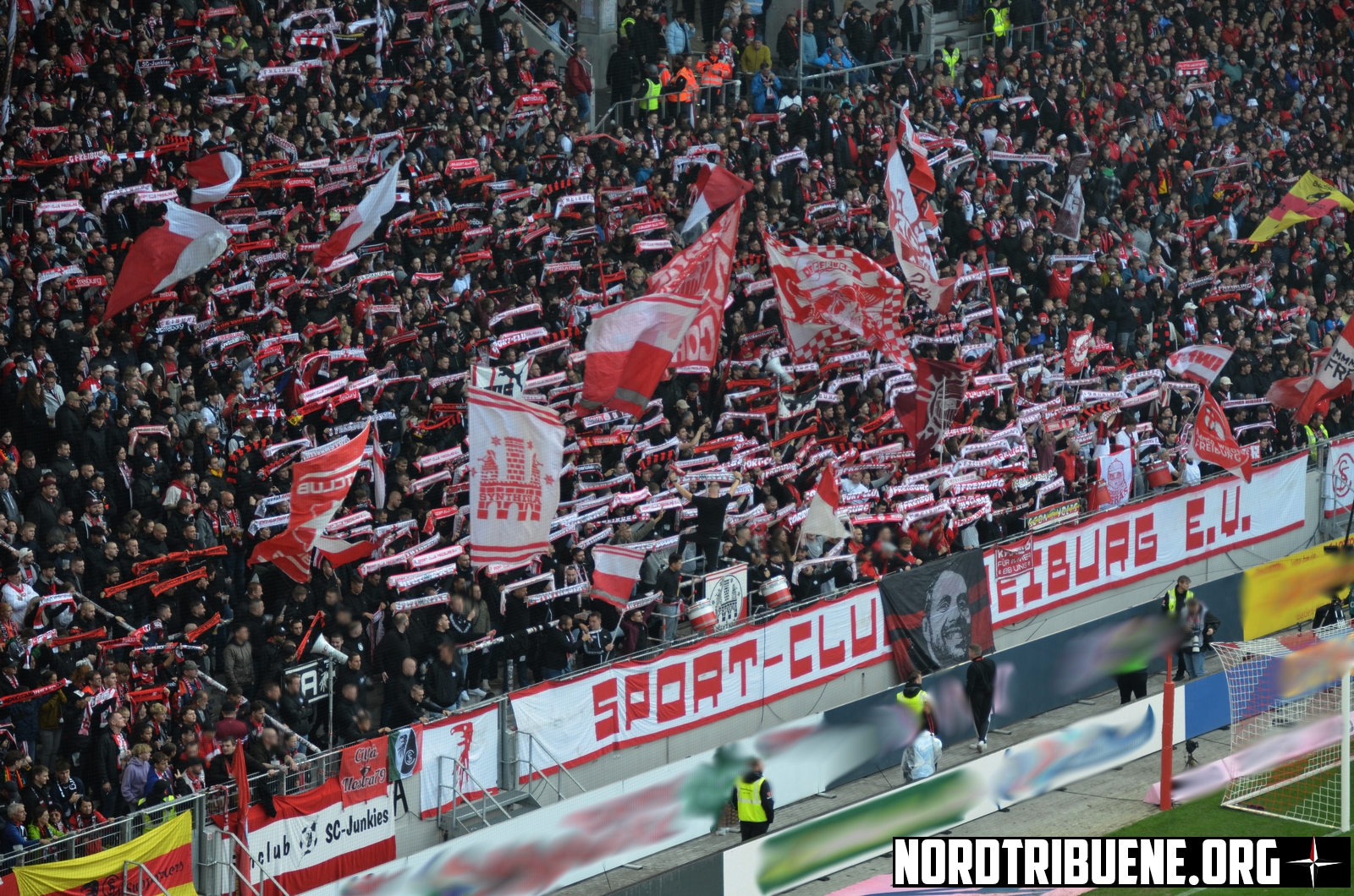 Titelbild SC Freiburg - FC St. Pauli